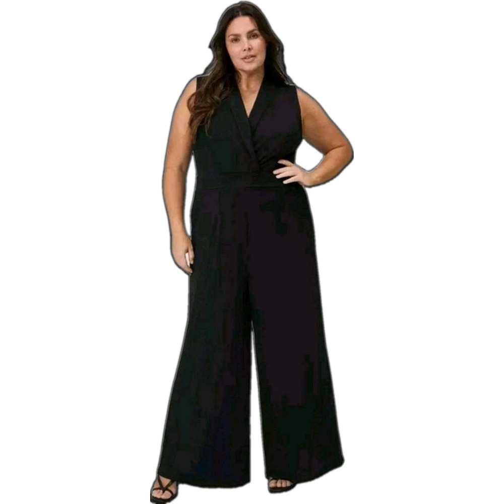 NWT TORRID Shawl Collar Ponte Jumpsuit In Deep Black Sz 22 Regular